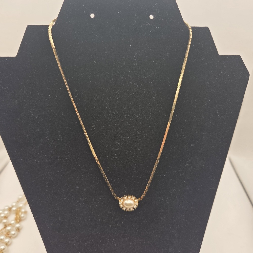 VTG Christian Dior Faux Pearl Cabochon Pendant Rhinestone Gold Tone Necklace